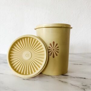 Vintage 1970 Tupperware Medium Yellow Canister + Sunburst Lid